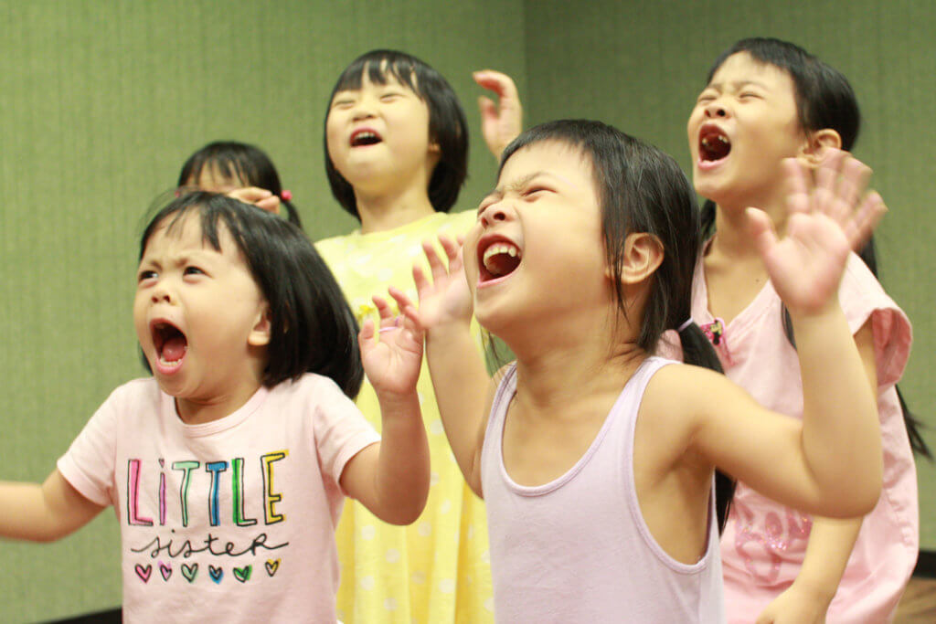兒童美語幼兒英語戲劇課程教室自信台風表達